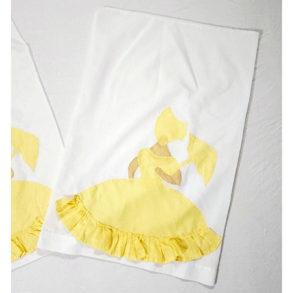 VTG Set of 2  Pillowcases Southern Belle Woman In Dress